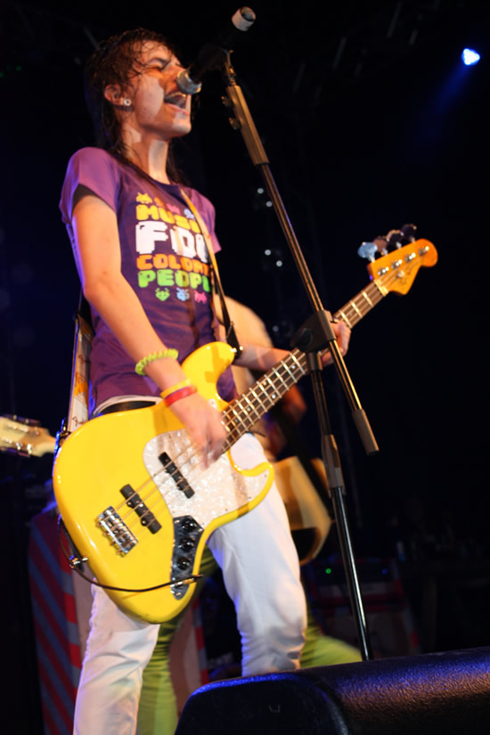 Restart: recado especial para redes sociais